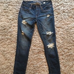 AMERICAN EAGLE DARK JEGGING